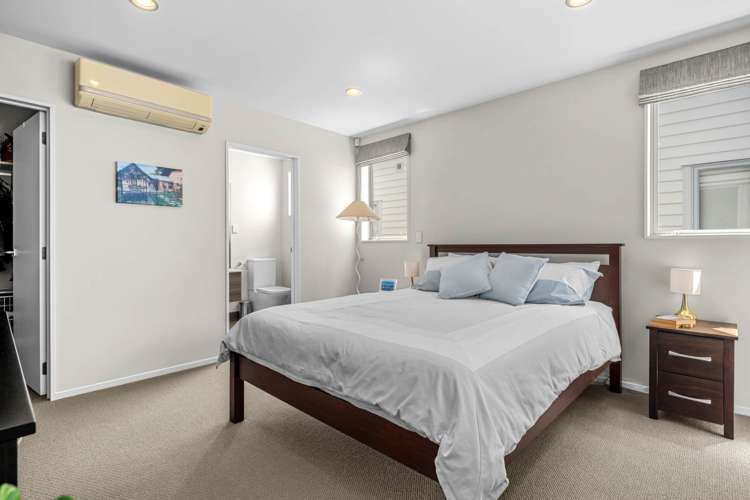 7/8 Wilk Lane Browns Bay_9