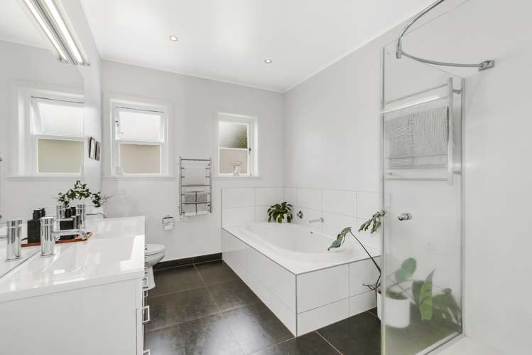 52 Walmer Road Point Chevalier_8