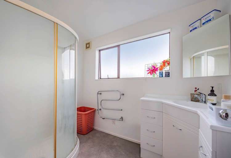 47 Puketea Street Blockhouse Bay_6