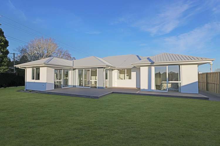 247 Racecourse Road_1