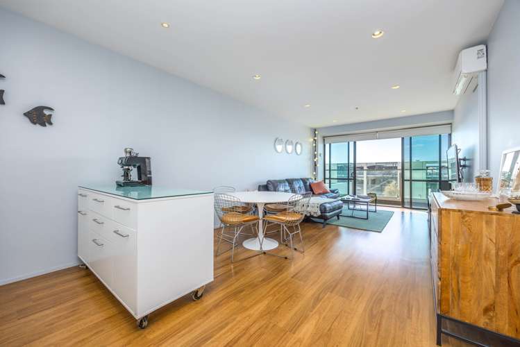 601/18 Beach Road Auckland Central_8