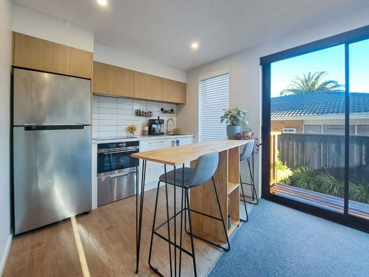 3/48 Glen Road 1350_2