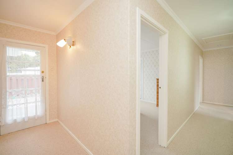 64 Ariki Avenue Otatara_16