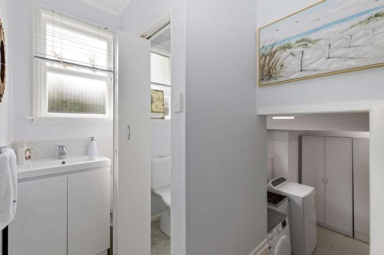 27 Lord Street Stokes Valley_15