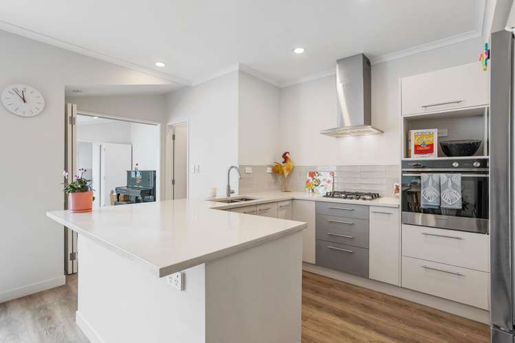 34 Gunner Drive Te Atatu Peninsula_4