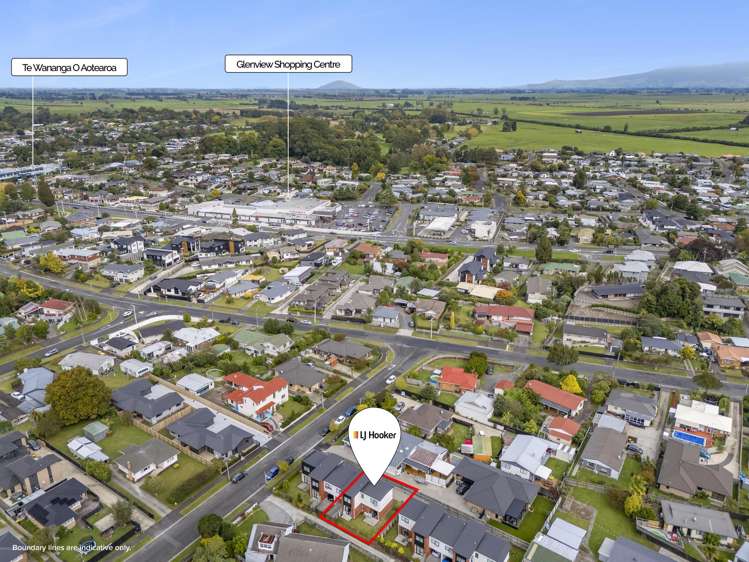 2/7 Greta Street Glenview_13