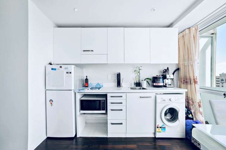 1518/10 Waterloo Quadrant Auckland Central_2