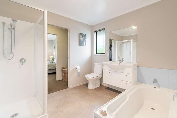 6 Atkins Way Ohauiti_15