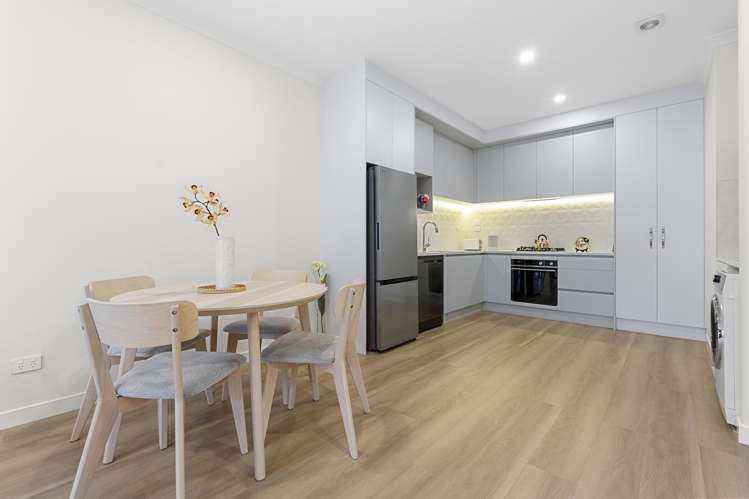 19 & 19A Surf View Crescent Red Beach_20