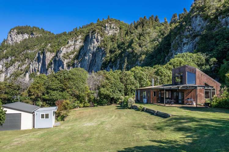39 Hinekapi Terrace Whareroa_21