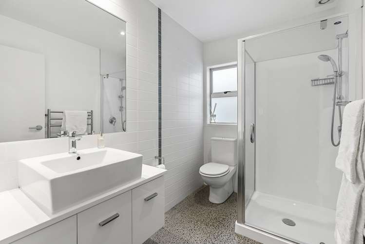 3 Dressage Lane Greenhithe_22