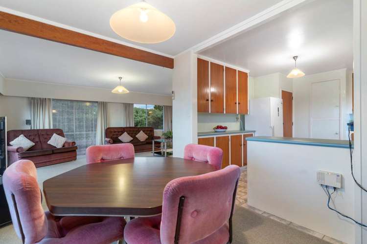 8 Kowhai Road Campbells Bay_47