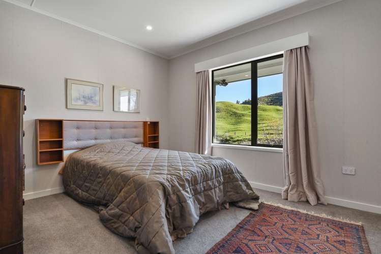 1422 Manawahe Road Manawahe_12