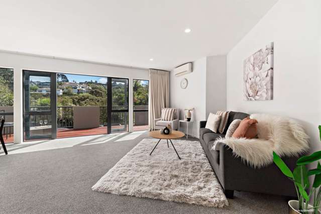 Number 1, Nest/Invest