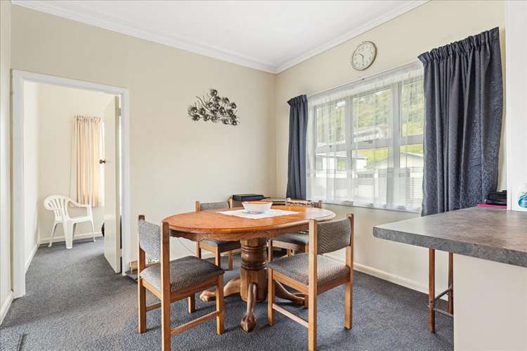 43 North Street Mokau_6