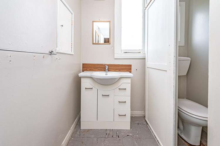 78, 78A and 78B Wakefield Street Whanganui East_31