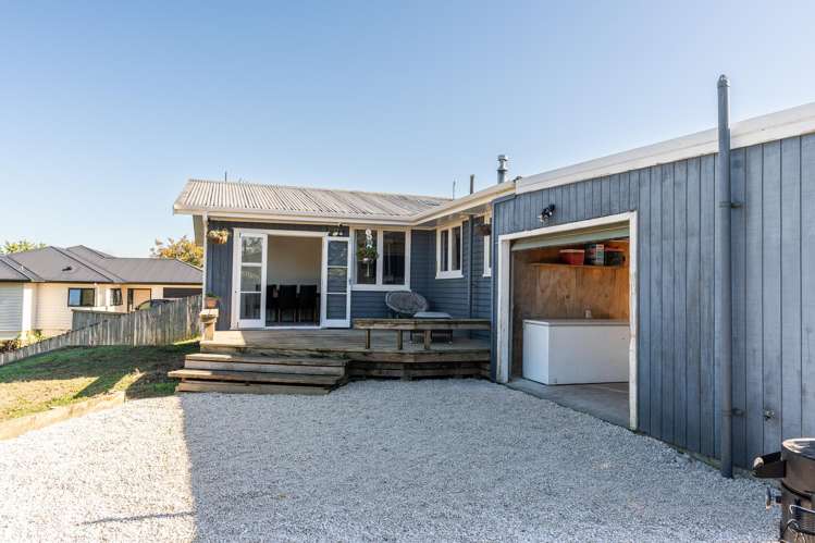 11 Morrison Crescent Glenview_18