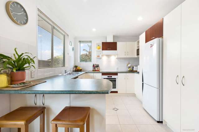 12 Anton Place Takanini_2