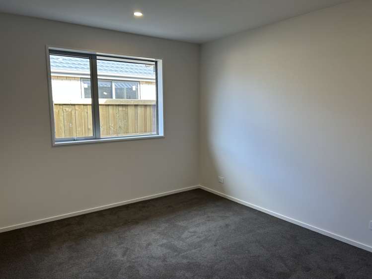 30 Crossley Avenue Woodend_10