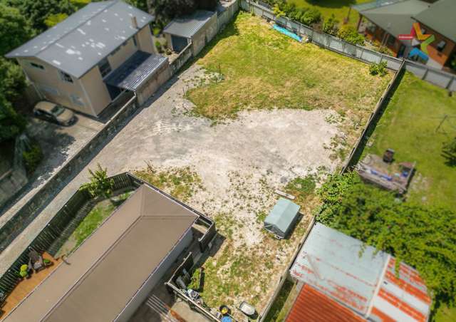 45A and 45B Poole Crescent Wainuiomata_4