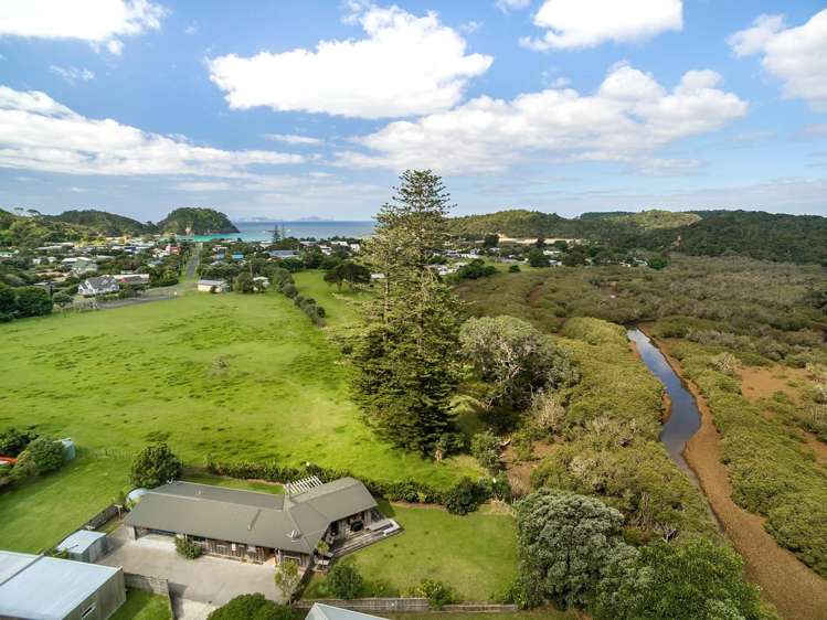 19 Clements Road Matapouri_1