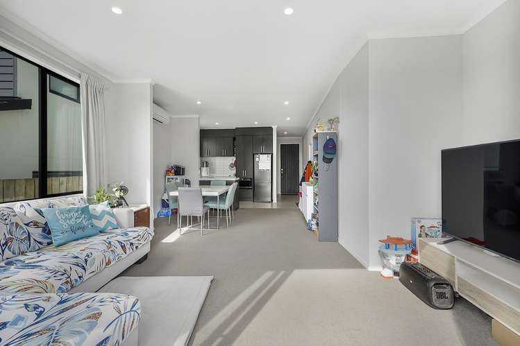 2/85 Rototuna Road Rototuna_4