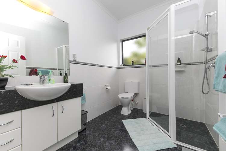 36 Chadlington Avenue Henderson_13