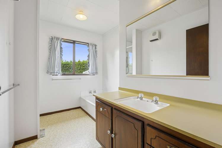 14 Poplar Road Henley_12