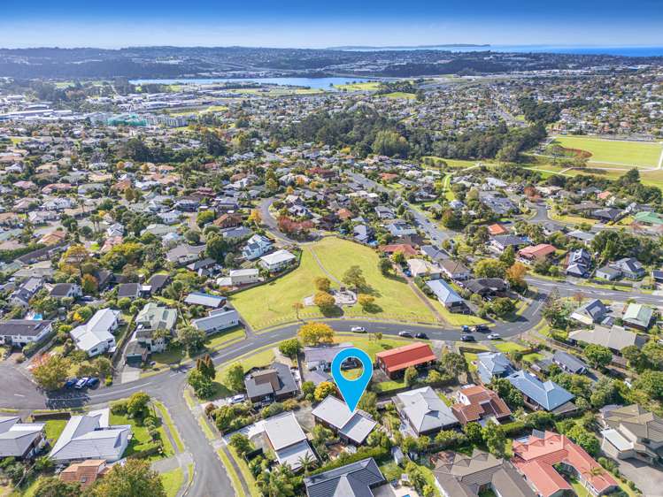 2/2 Carl Place Unsworth Heights_17