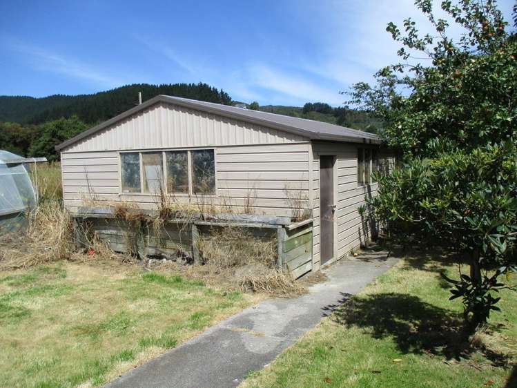 34 Eddystone Street Kaitangata_14