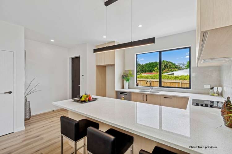 2/58 Sylvan Crescent Te Atatu South_6