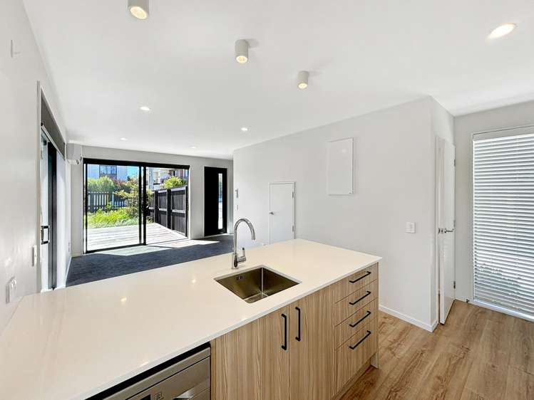 1/63 Waltham Road Sydenham_3