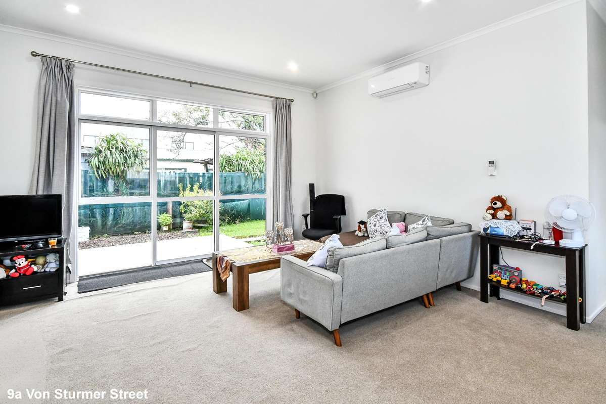 9 Von Sturmer Street_3