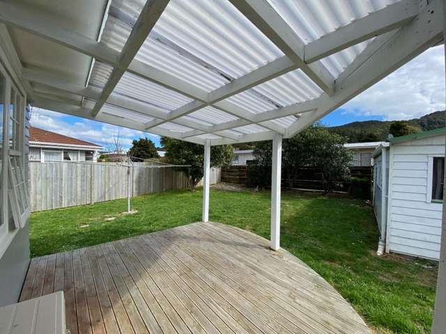 323 Wellington Road Wainuiomata_1