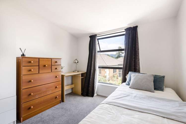 12 Rochdale Way Stoke_16