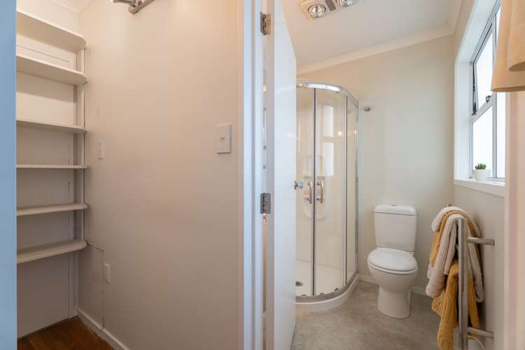 34 Oriel Avenue Tawa_19