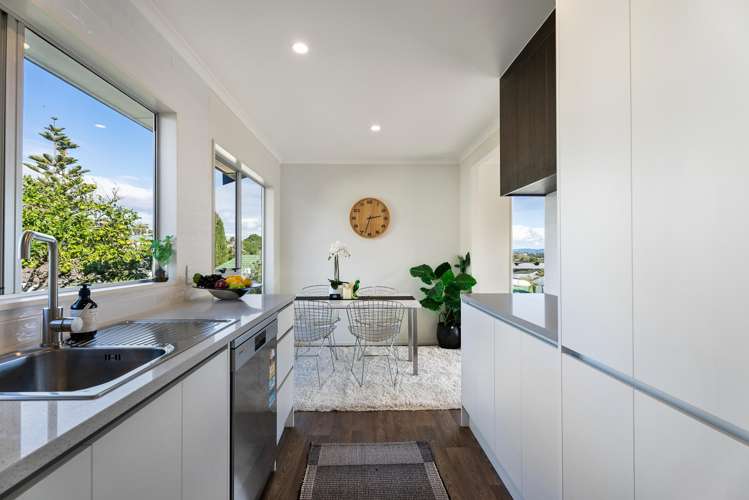 2/4 Clare Place Glenfield_2