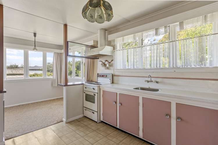 17 Woodward Avenue Mangere Bridge_7