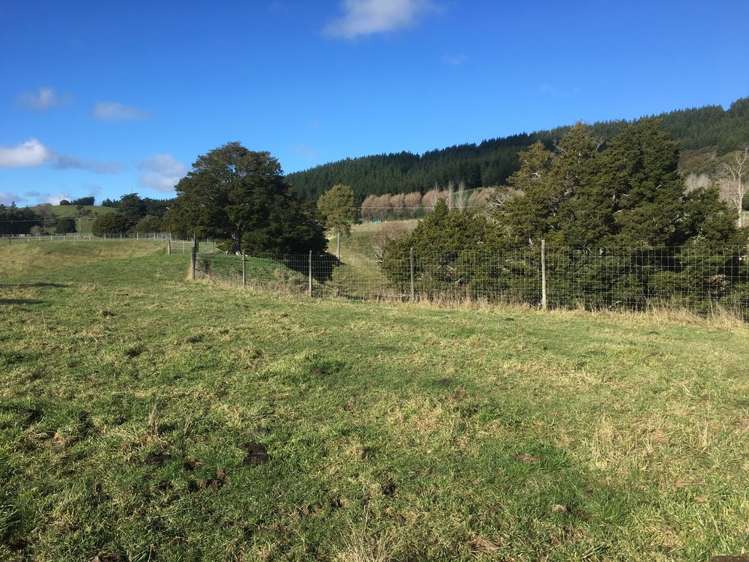 1405 Masterton Castlepoint Road Masterton_14