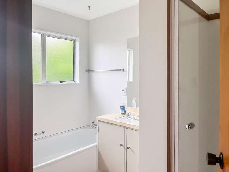 4 Hinemoa Avenue Taupo_11