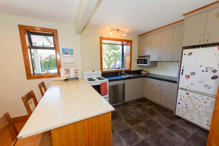 187 Millers Road Gebbies Valley_11