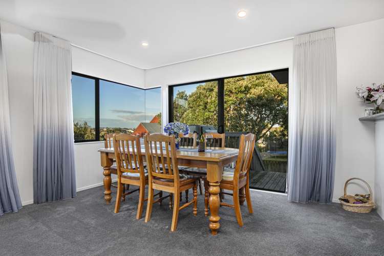 66 Waiora Road Stanmore Bay_9