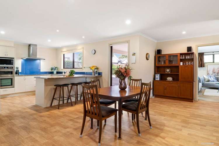 7 Settlers Way Pukekohe_5