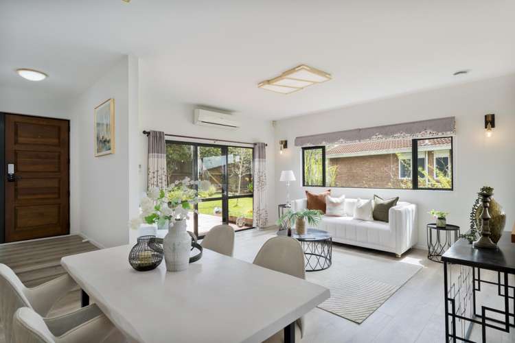 257 Glengarry Road Glen Eden_16