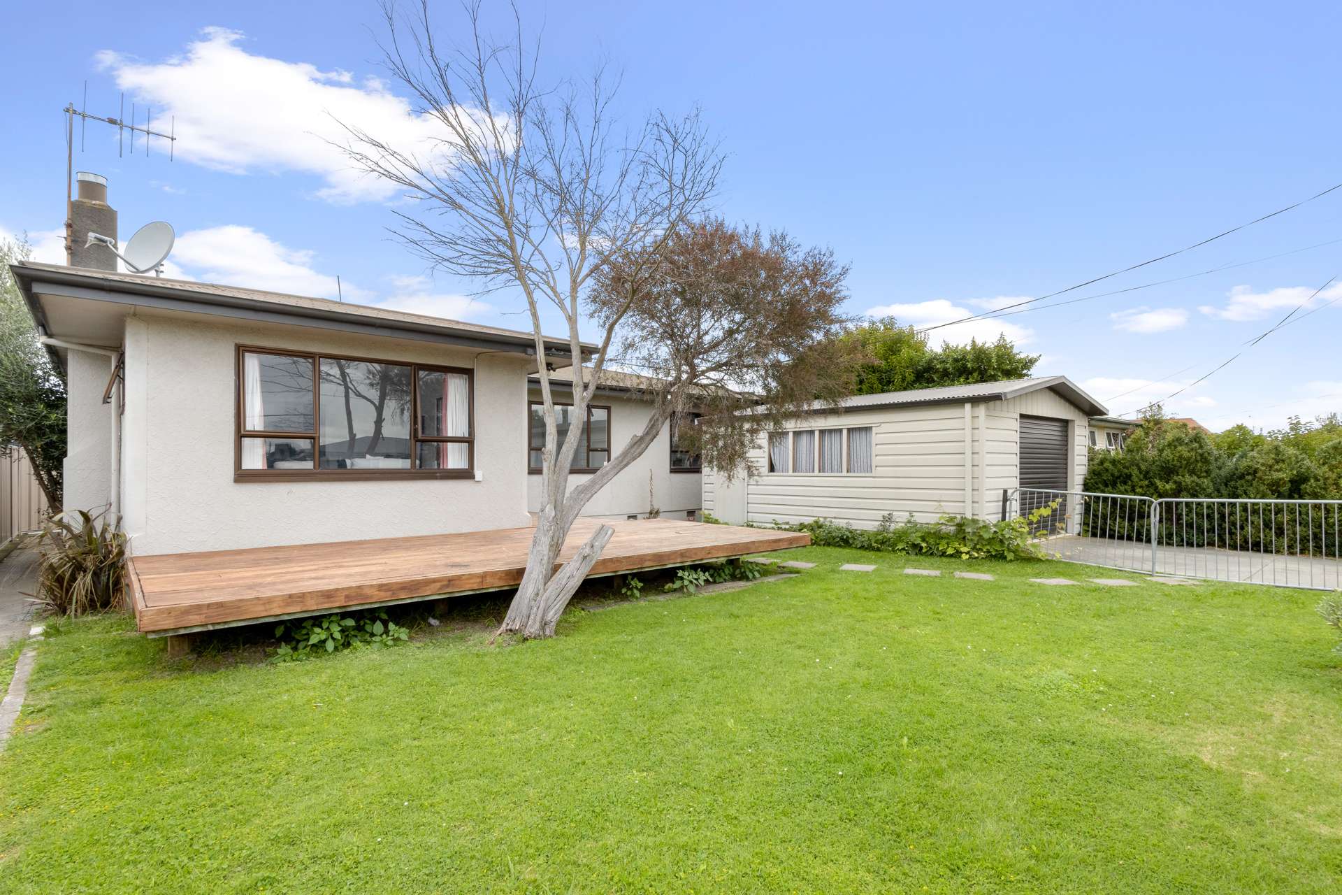 40 Harold Holt Avenue Onekawa_0