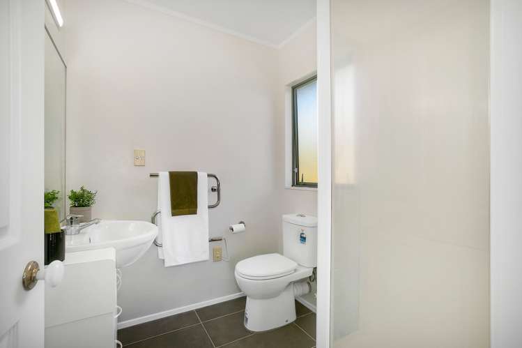 4 De Havilland Drive Goodwood Heights_10