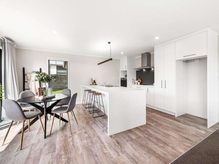 32 Augusta Rise Omokoroa_6