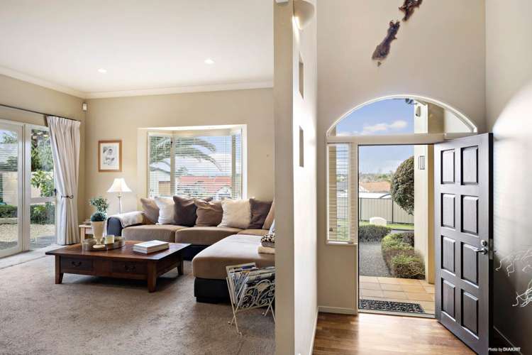 6 Chardonnay Rise Henderson_1