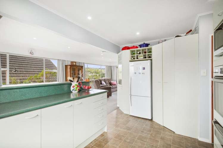 30 Turriff Crescent Tawa_11