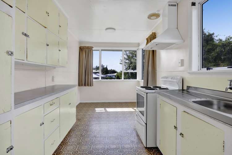 97 Brecon Road Stratford_14